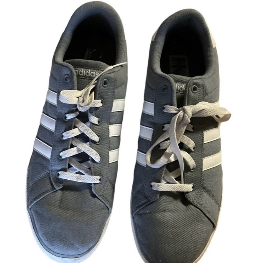 Adidas sneaks